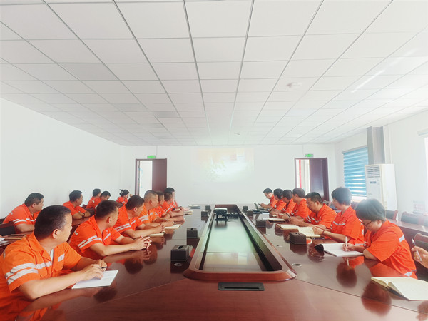 年中會(huì)議.jpg 年中會(huì)議.jpg